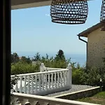 Casa Nova - With Heated Pool Vilă *