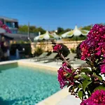 Casa Nova - With Heated Pool * Balcic