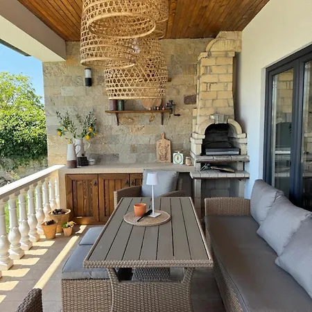 Вилла Casa Nova - With Heated Pool