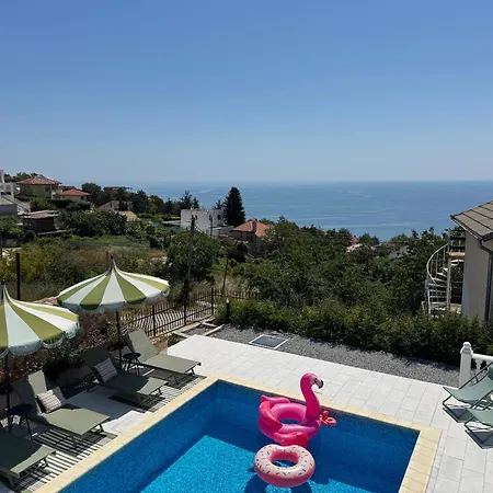 Casa Nova - With Heated Pool * Balcic