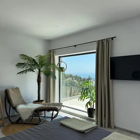 Casa Nova - With Heated Pool Вилла