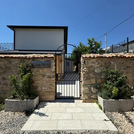 Vilă Casa Nova - With Heated Pool Balcic