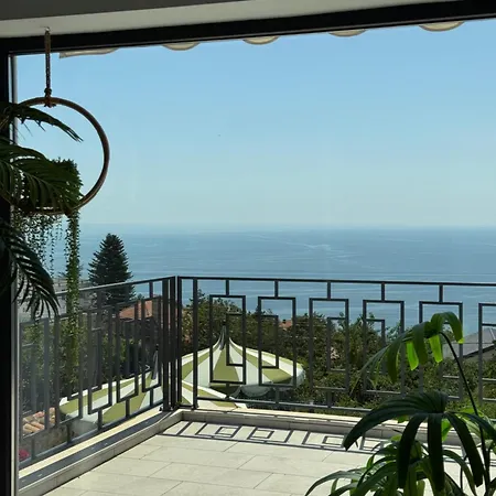 Casa Nova - With Heated Pool 빌라